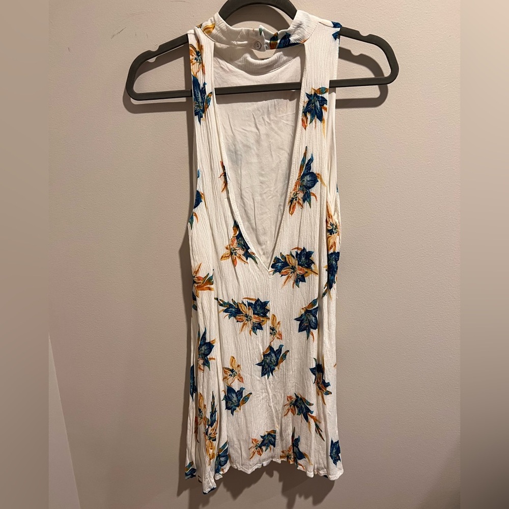 Darling Floral Sleeveless Mini Dress - Picture 4 of 7